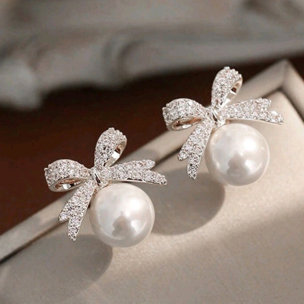 💗HP! Elegant Faux Pearl Pavè Rhinestone Bow Earrings New!